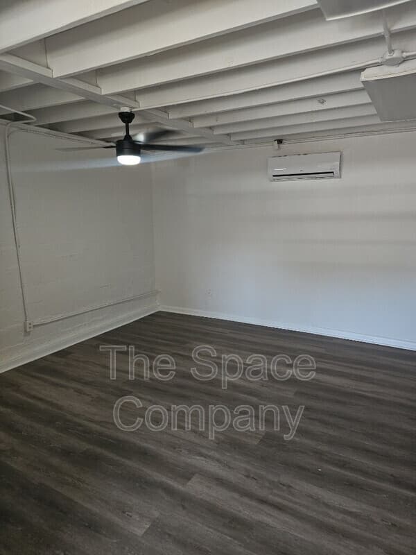 NORTH CHARLESTON House: 2023 REYNOLDS AVE