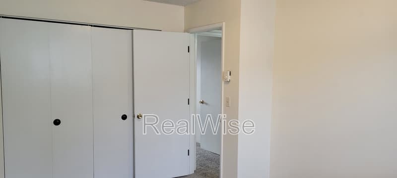 Grants Pass Townhome: 1112 SW 5th St