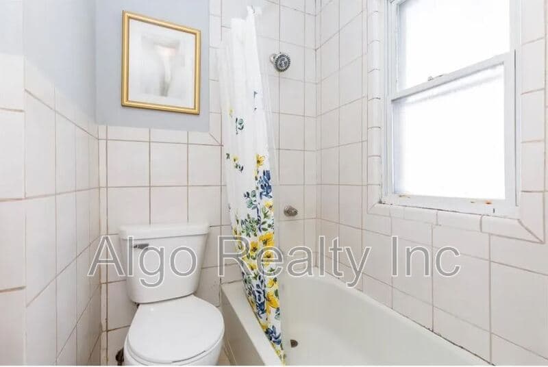 Minneapolis House: 4330 North Girard Avenue