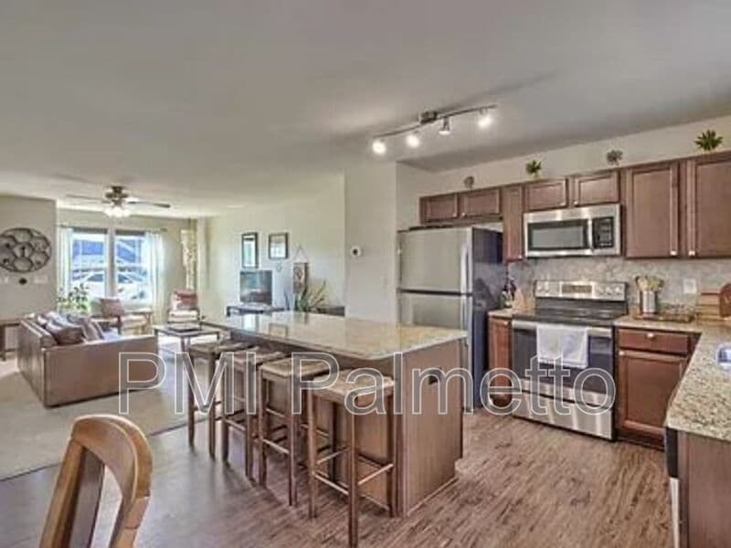 Lexington House: 1218 Denali Ct