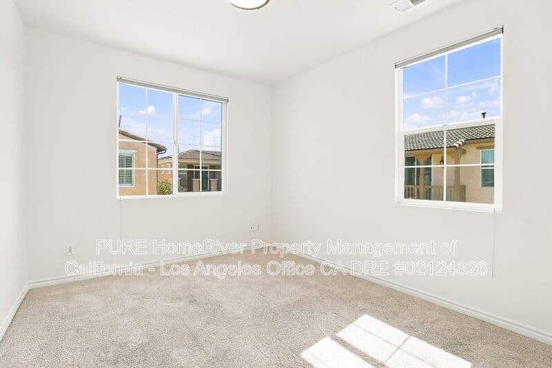 Torrance House: 22754 Meyler Street