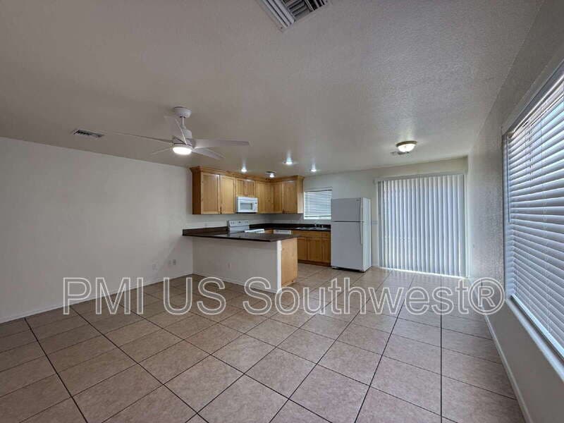 Bullhead City Condo: 384 Anna Cir