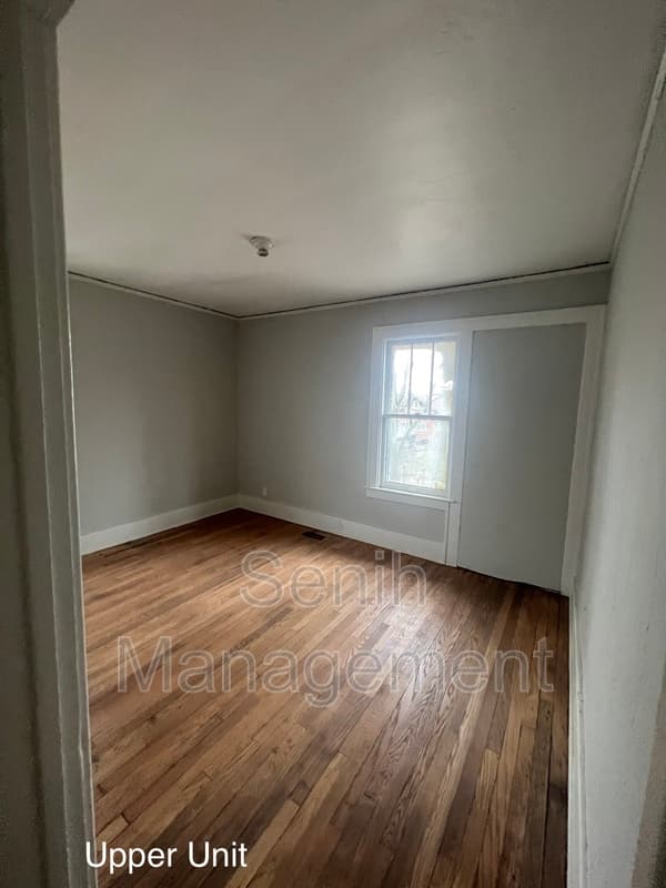 Detroit House: 5342 Oregon