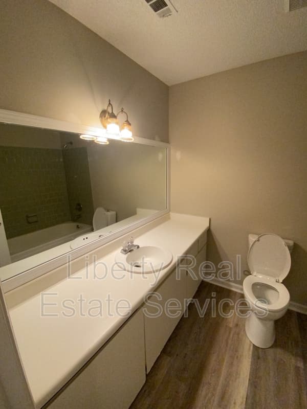 Hinesville House: 129 Deann Dr