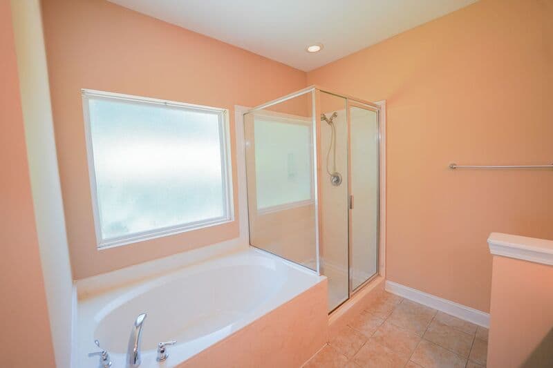 Richmond Hill House: 252 Cottonham Ct