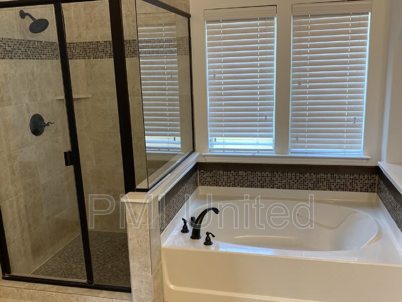 Fort Worth House: 4108 Volk Ct