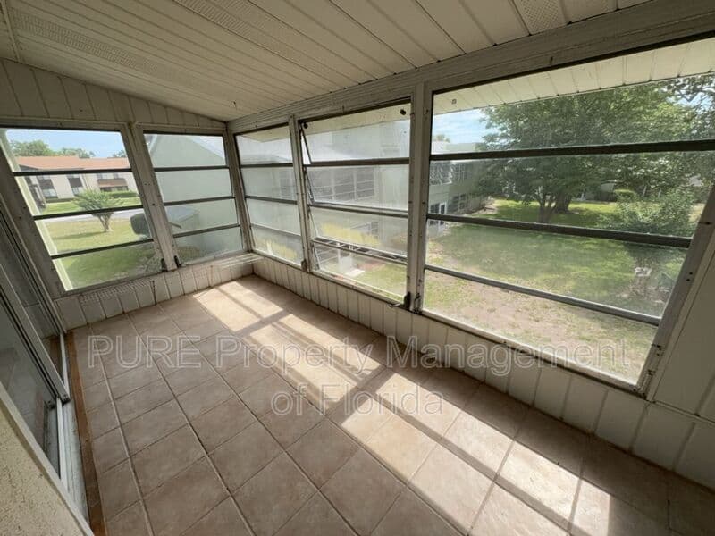 Ocala House: 549 Fairways Drive