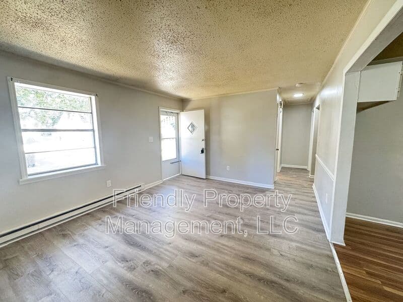 Greensboro House: 1112 Caldwell St