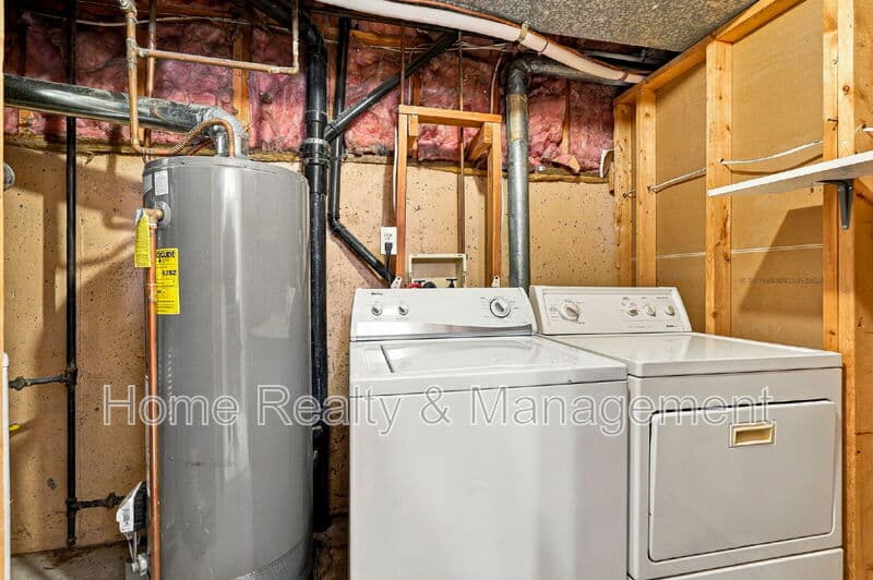 Louisville Townhome: 378 Pheasant Run