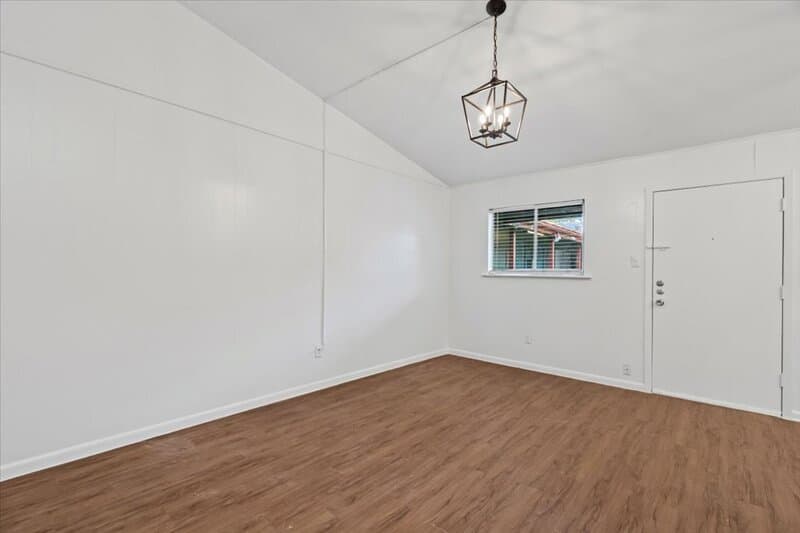 Austin Condo: 3704 Speedway