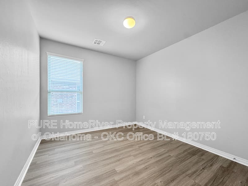 Piedmont House: 13737 The Brook Blvd