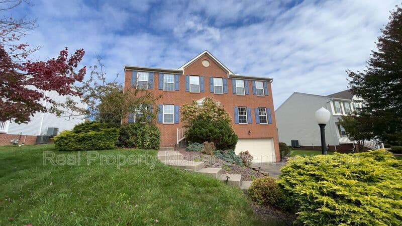 Sewickley House: 1907 Colonial Drive
