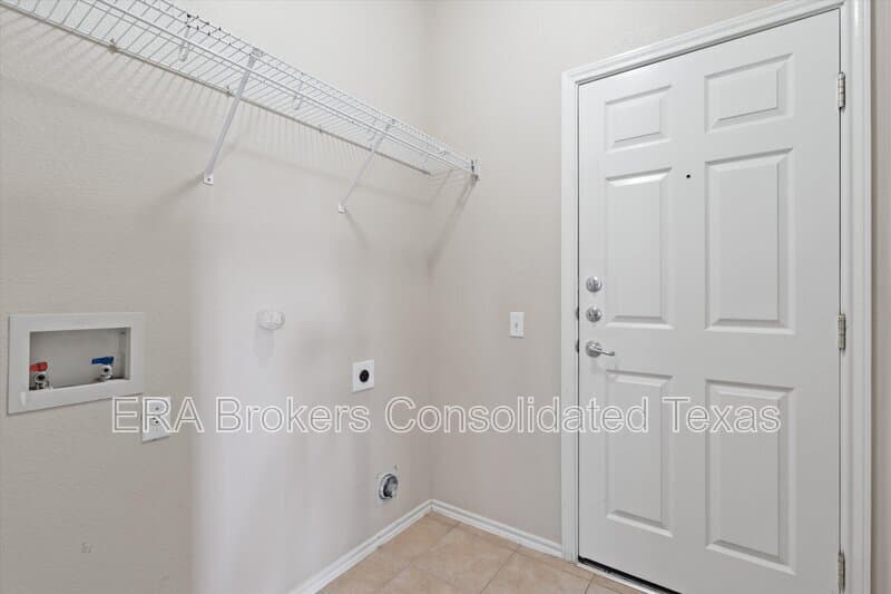 Austin House: 10936 Furrow Hill Dr