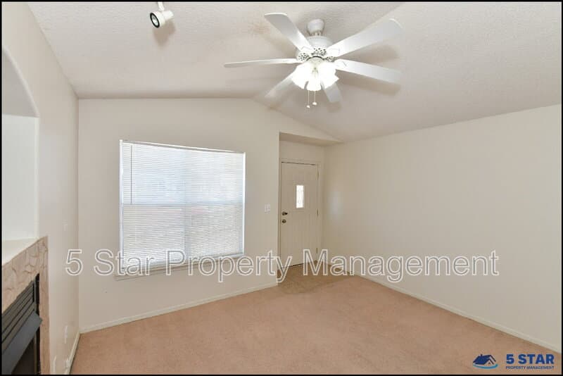 El Paso House: 3112 Tierra Ayala Drive !!