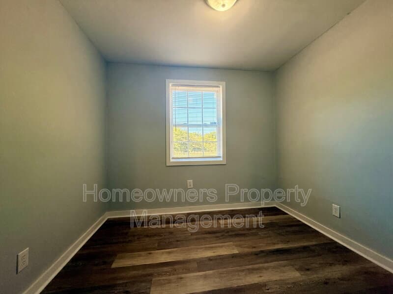 Fayetteville House: 1139 Charmain St.