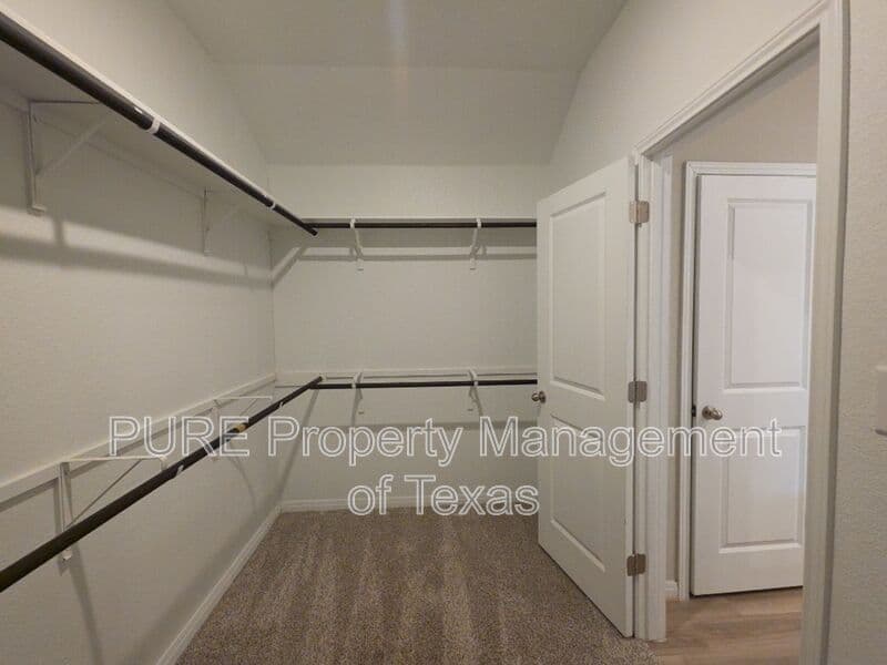 Hutto House: 1013 Otello Way