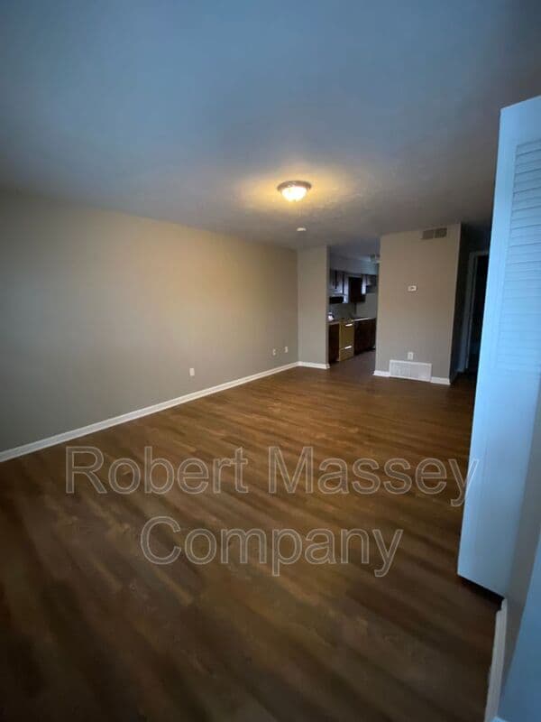 Louisville Condo: 2124 Cherokee Parkway