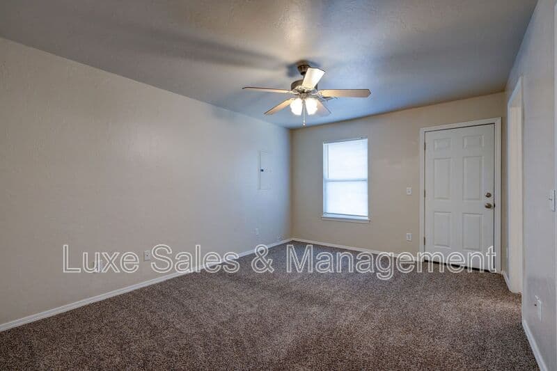 Oklahoma City House: 9604 SW 17th Street