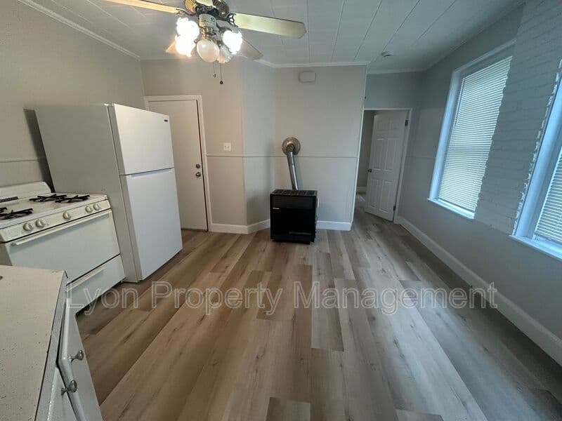 Fairhaven Condo: 415 Main Street
