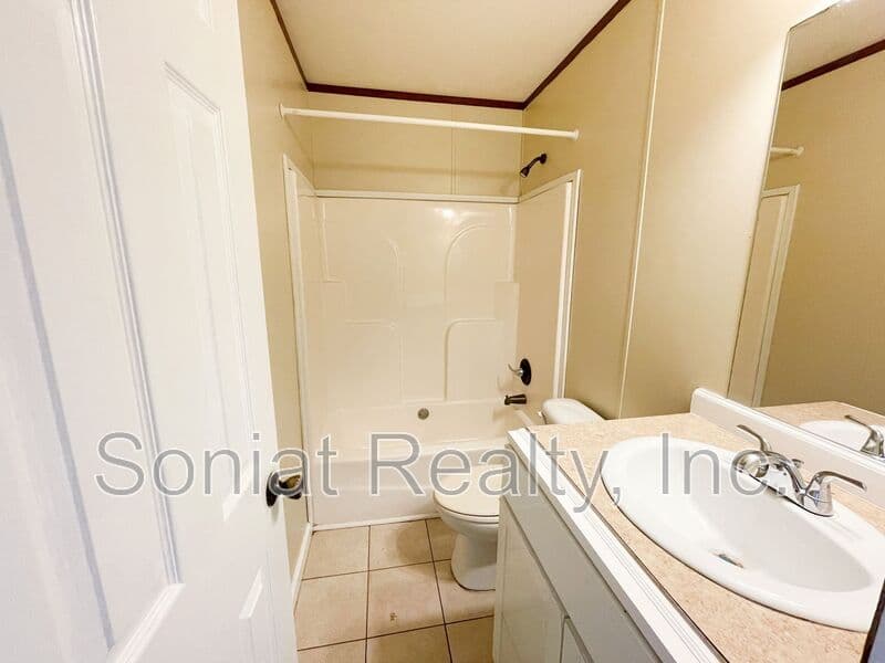 New Orleans House: 2529 North Miro Street