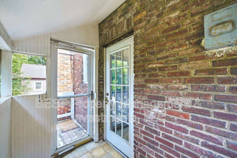 Charlotte House: 2208 Wilmore Drive