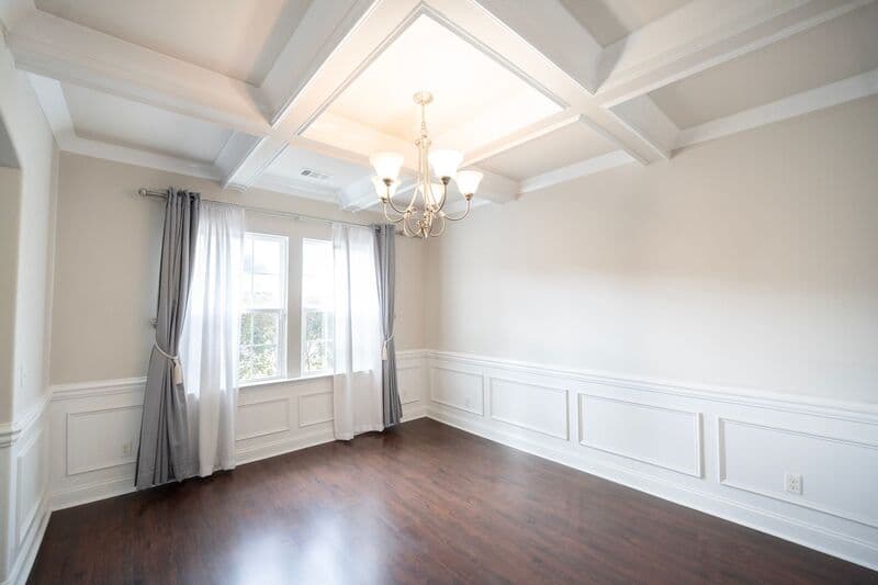 Savannah House: 126 Endicott Dr