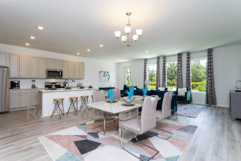Davenport Townhome: 624 Benoi Drive