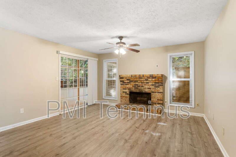 Marietta Townhome: 2672 Moss Lane