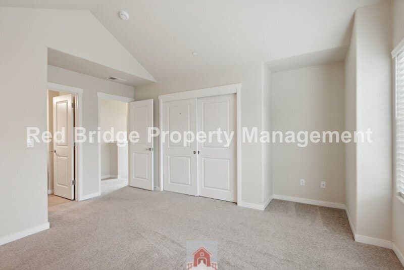 Wilsonville Townhome: 28520 SW Paris Ave