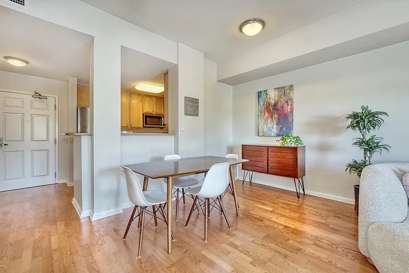 Middleton Condo: 36 Village Rd