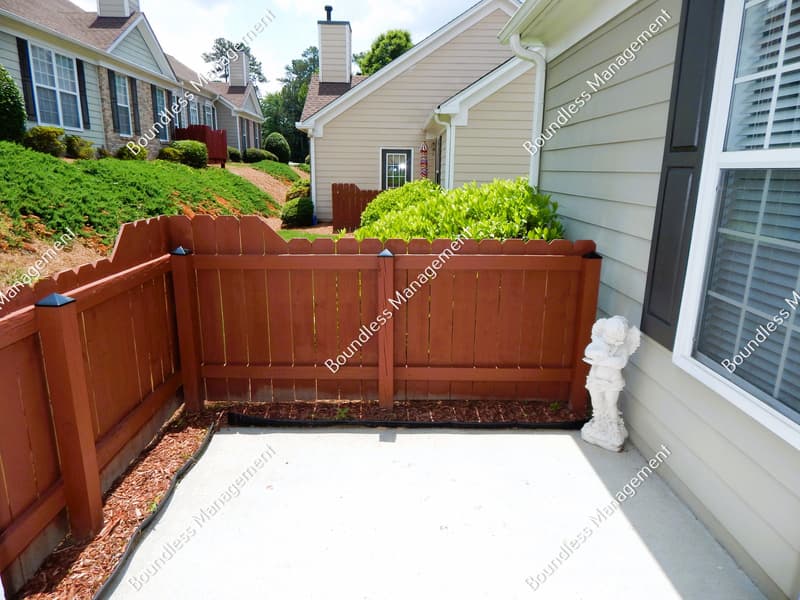 Grayson House: 308 Gable Brook Dr