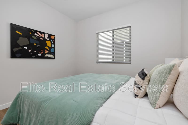 San Diego Condo: 3315 Clairemont Mesa Boulevard - 2