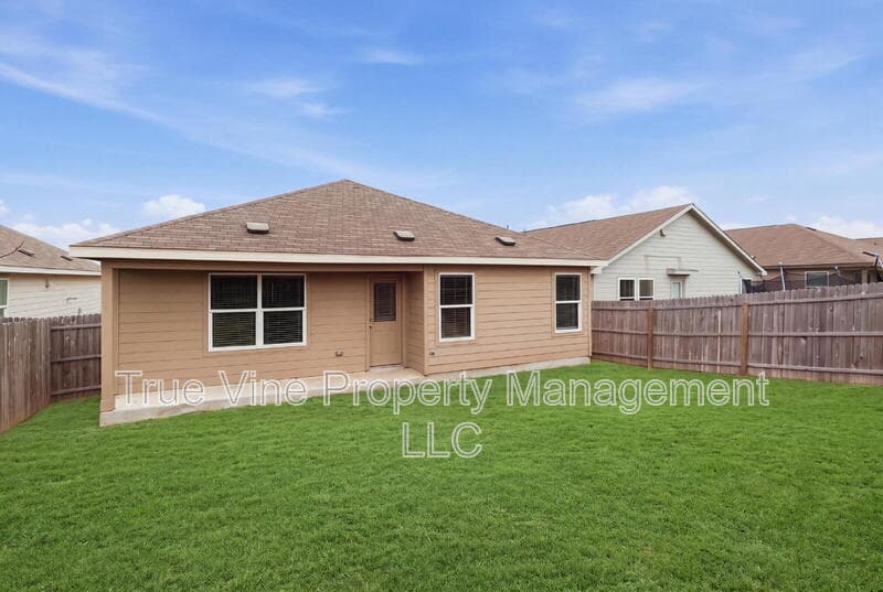 San Antonio House: 14011 Southton Basin