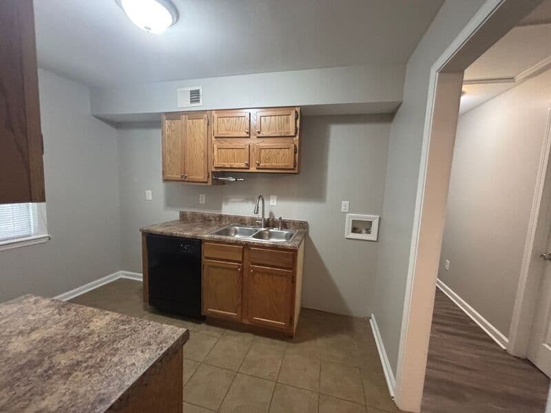 Memphis House: 3705 Julia St