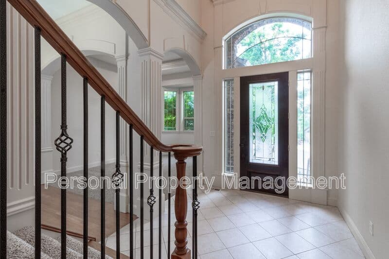 Washougal House: 4164 Forest View Drive