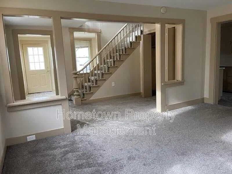 MT Joy Condo: 9-11 East Donegal Street
