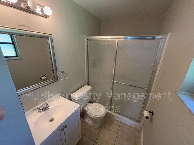 Summerfield House: 13606 SE 48th Court