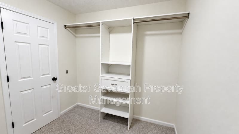 Pooler House: 12 Ashwood Court