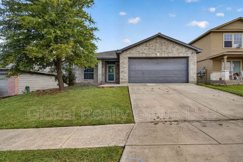 Cibolo House: 117 Creek Run