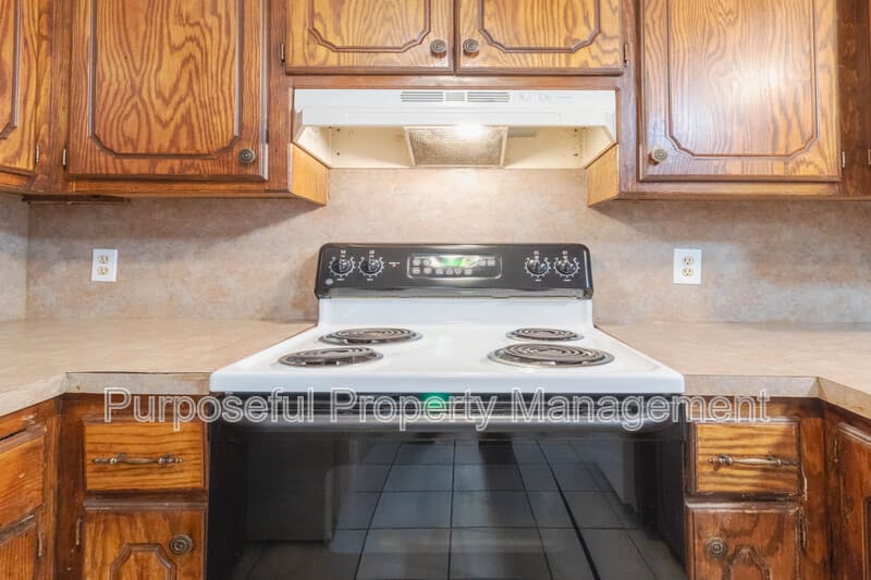 Oklahoma City House: 930 Southwest 63rd Street