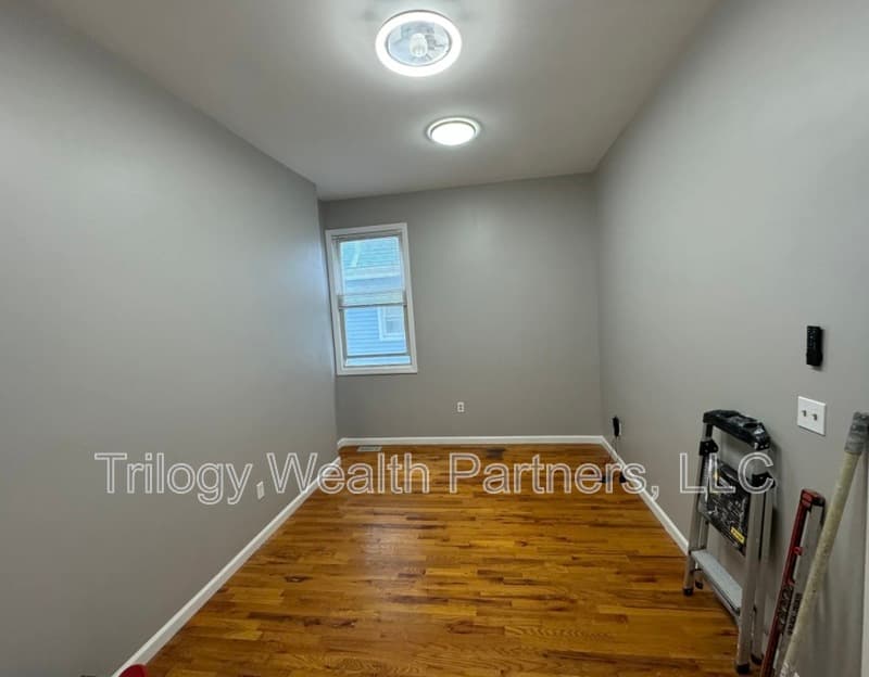 Newark Condo: 224 S. 7th Street - 1B
