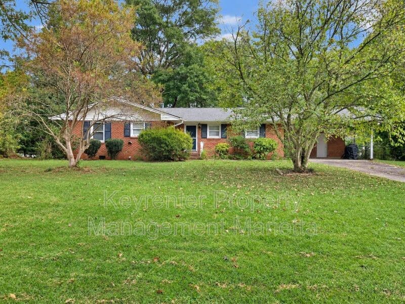 Smyrna House: 3230 Lamar Cir SE