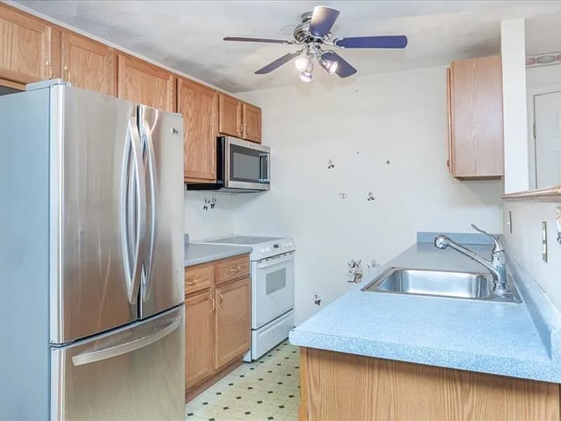Peabody Condo: 107 Foster St