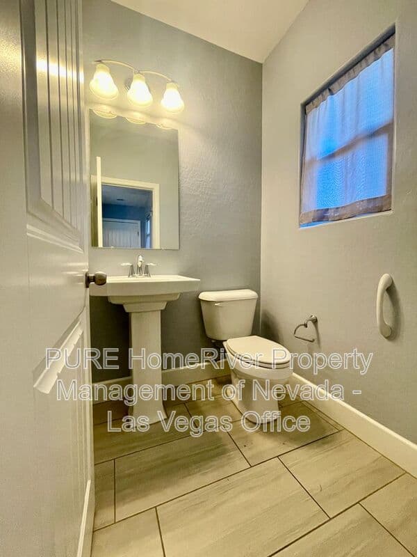 Las Vegas House: 8971 Whitten Park Ave