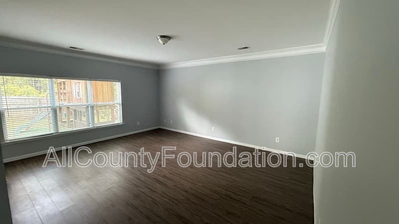 Summerville House: 221 Meadow Wood Rd.