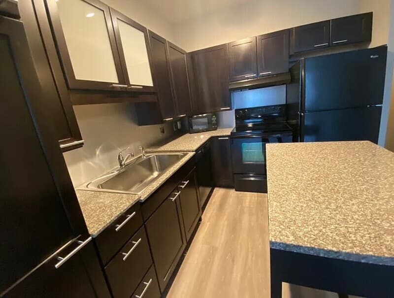 Chicago Condo: 220 W Randolph St