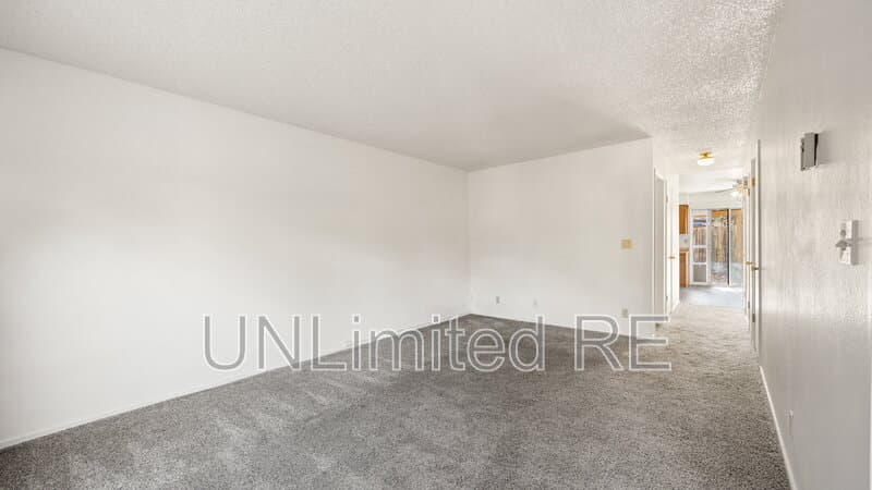 Prescott Townhome: 1637 Canada Crescent