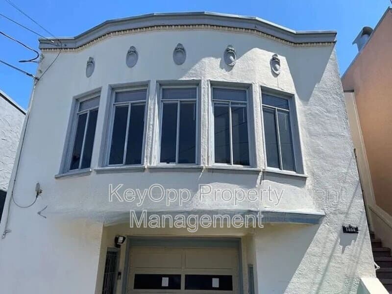 San Francisco Condo: 1666 24th Avenue