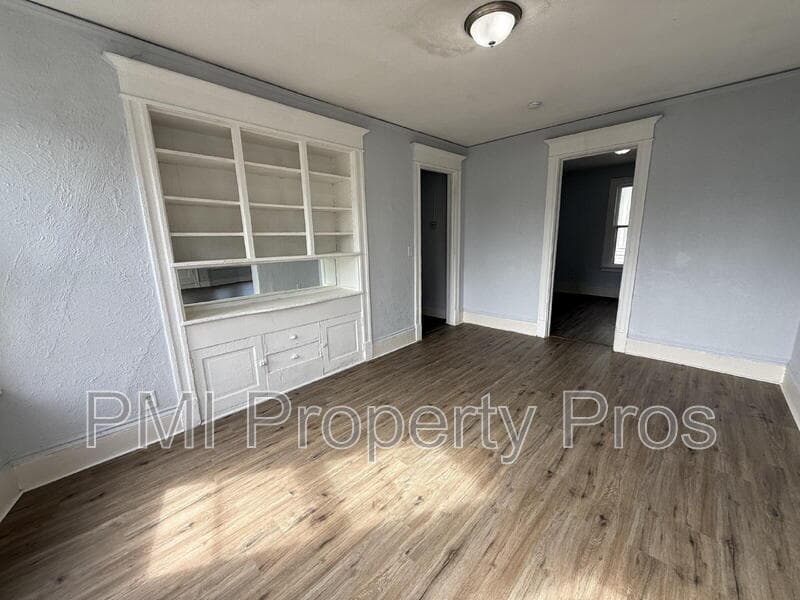 Milwaukee Condo: 1623 N 38th St