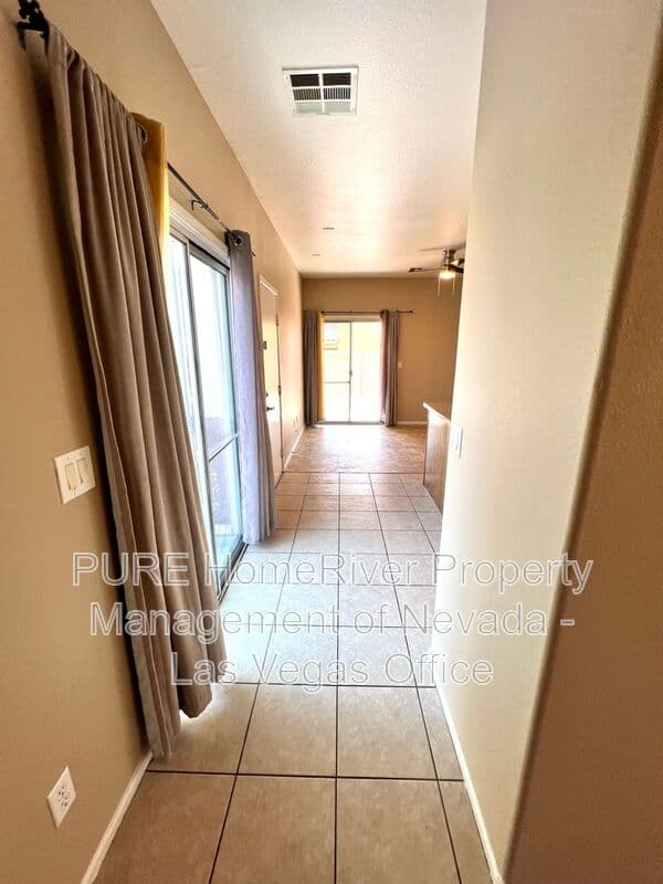 North Las Vegas House: 6109 Blue Luna Street